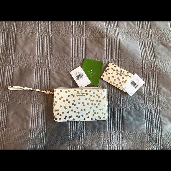kate spade Handbags - Kate spade Ivory w gold wristlet and card holder
